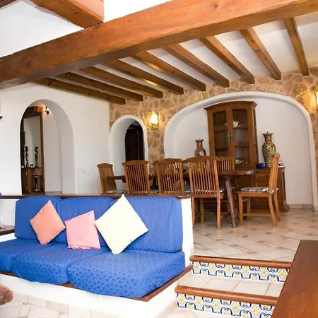 Can Maderus * Santa Eularia des Riu
